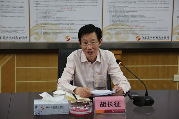 1-1609231KR3201.jpg